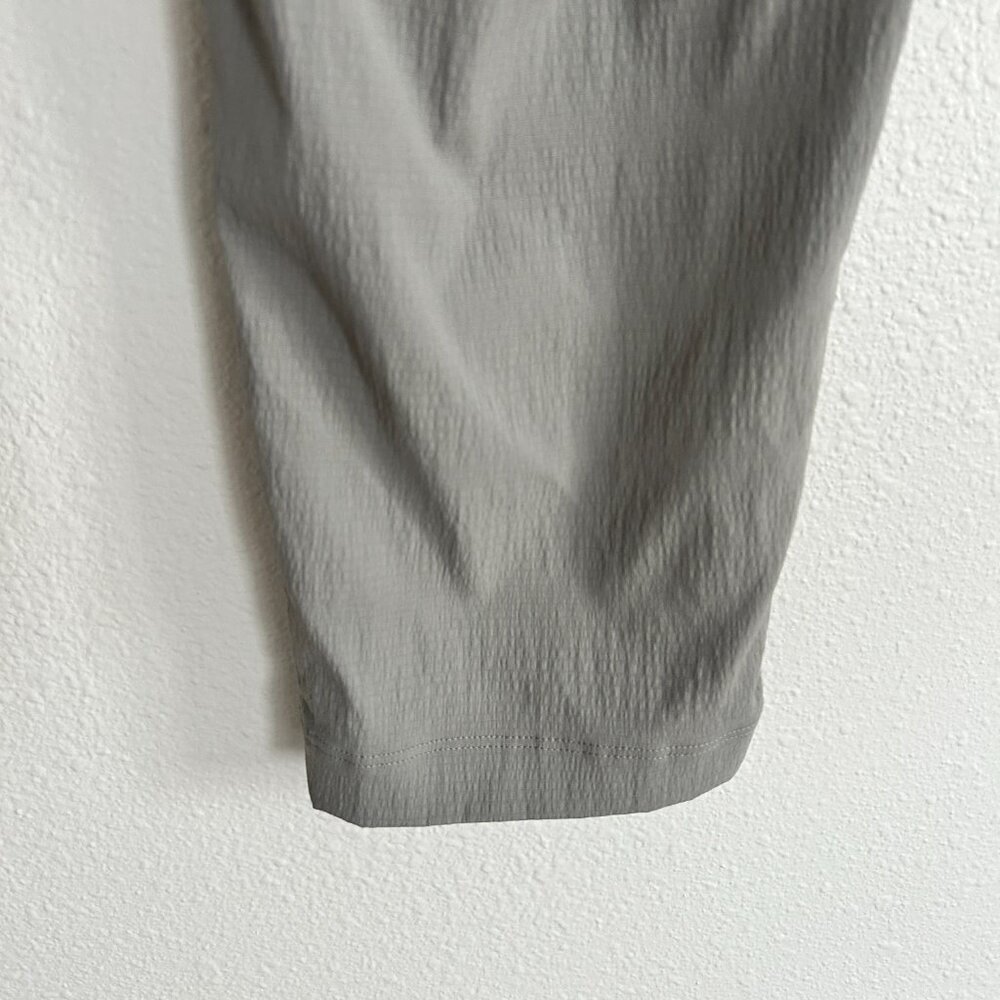 Athleta Pants Gray Mod Trekkie Crop Nylon Stretch Hiking Outdoor Casual - Picture 6 of 8